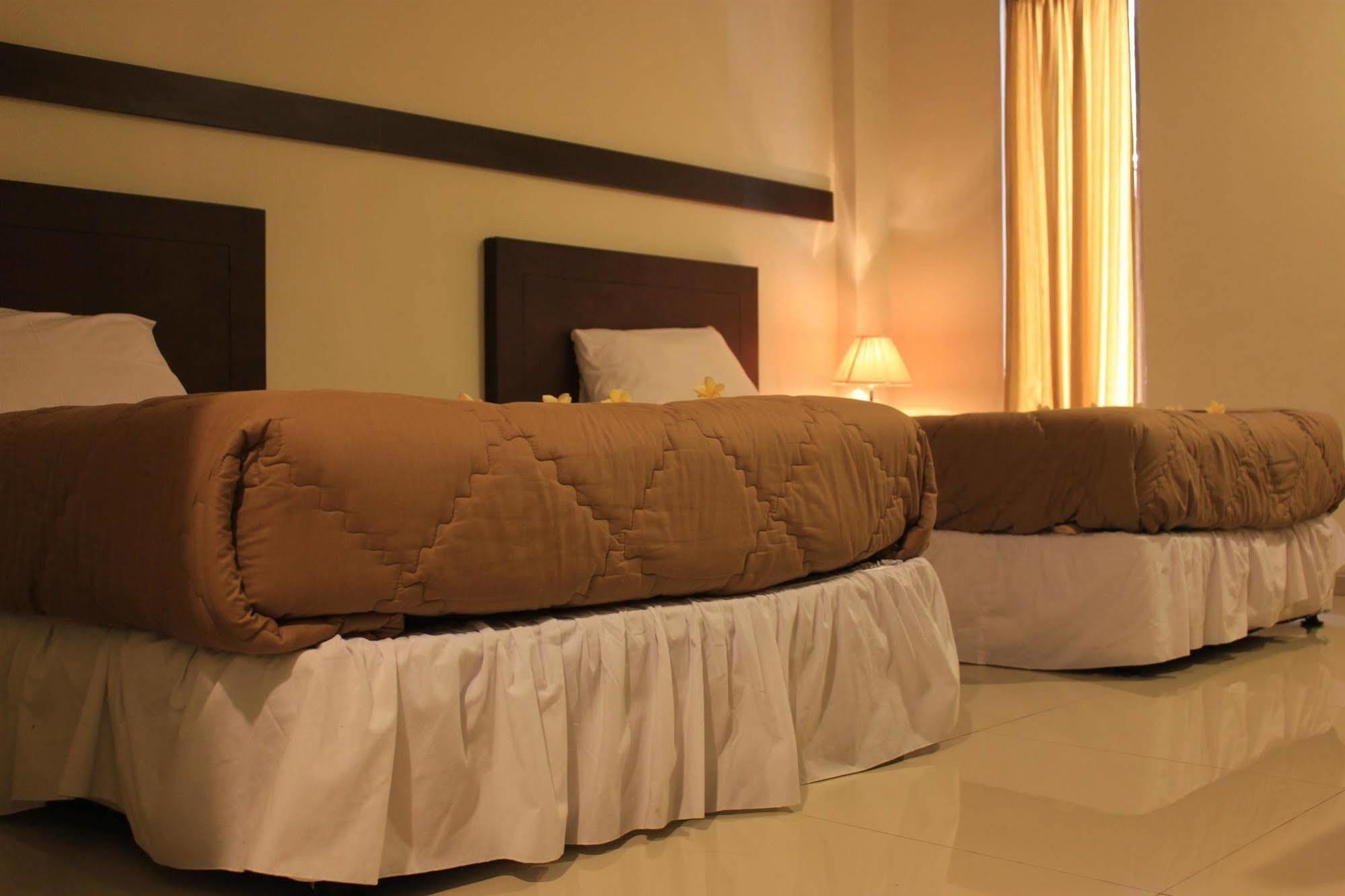 Bumi Cikeas Sentul Bogor Hotel Exterior foto